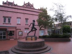 Lithgow photo 1